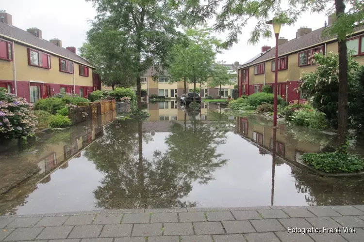 Veel wateroverlast door regen in Friesland, vooral zuidelijk deel getroffen