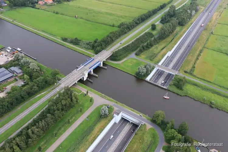 A7 tussen Joure en Sneek voor langere tijd afgesloten