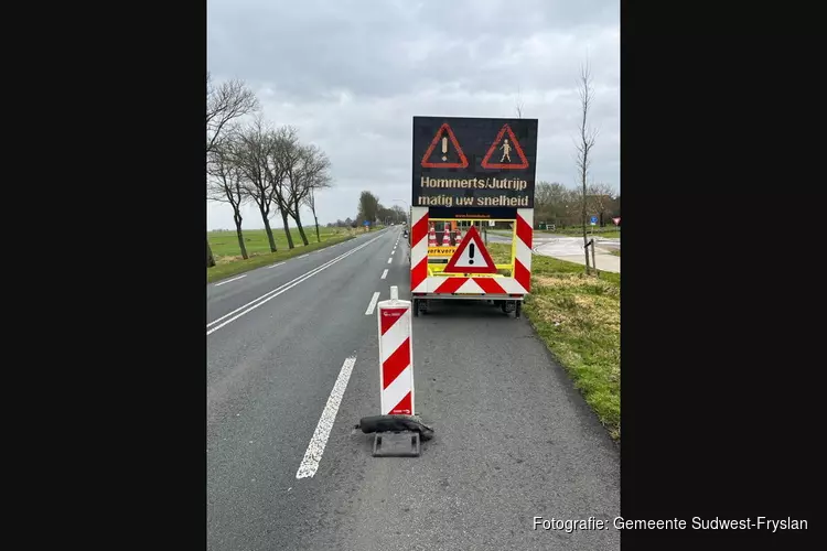 Provincie plaatst tekstwagens bij Jutrijp en Hommerts