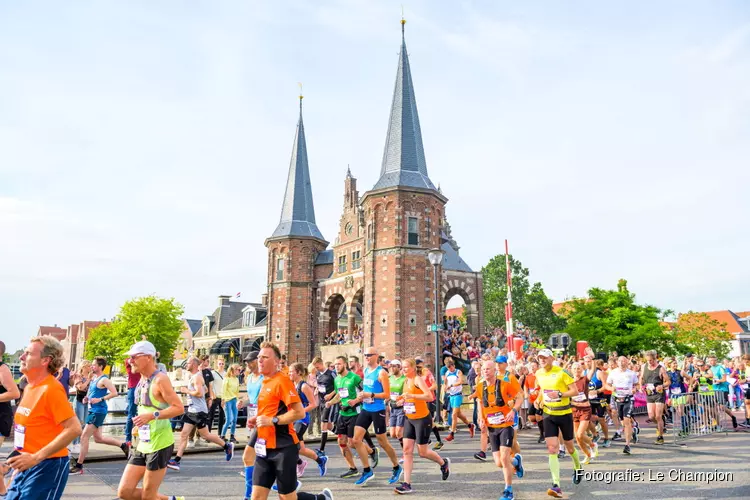 Mar-athon Sneek trots op nieuwe hoofdsponsor De Friesland