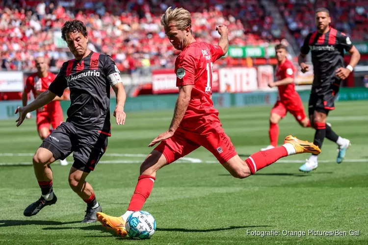 FC Twente maatje te groot voor SC Heerenveen