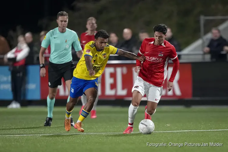 Jong AZ moet winst aan SC Cambuur laten