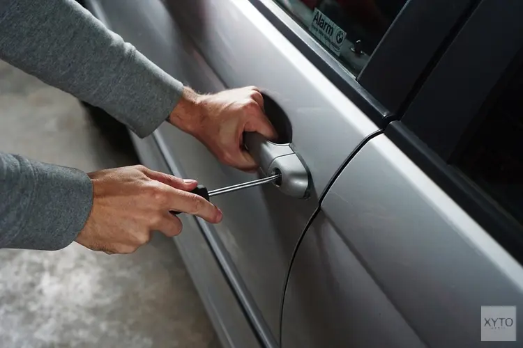 Vorig jaar bijna 10% minder auto-inbraken in Friesland